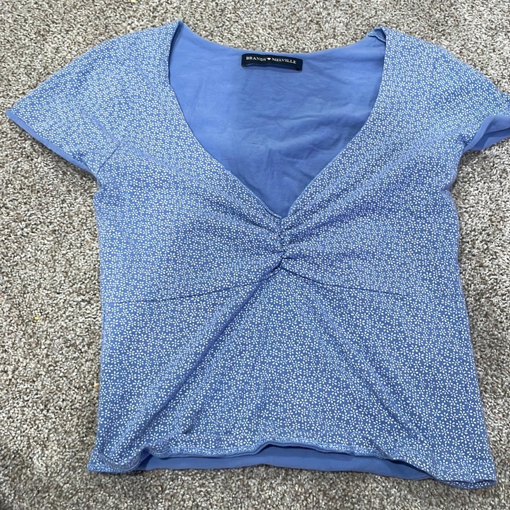 Brandy Melville short sleeve top